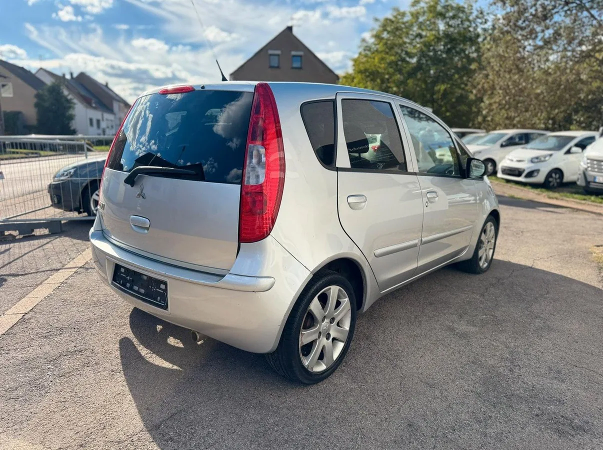 Mitsubishi Colt Foto 6