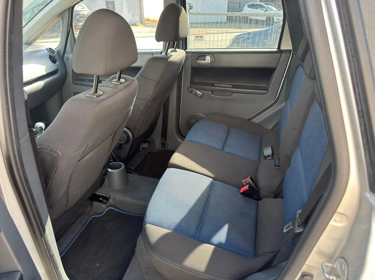 Mitsubishi Colt Foto 7