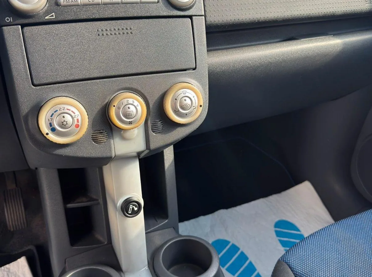 Mitsubishi Colt Foto 16