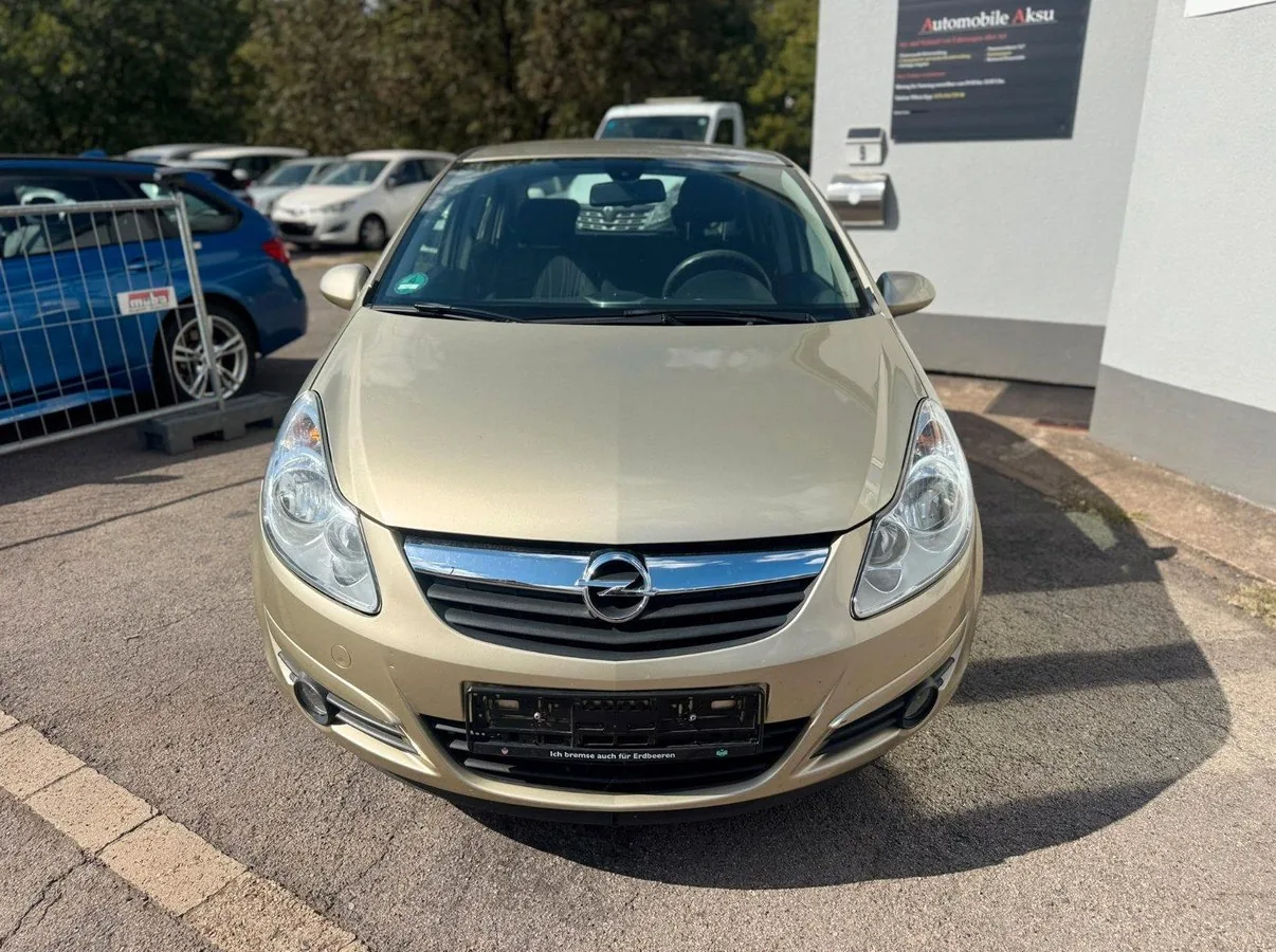 Opel Corsa Foto 2