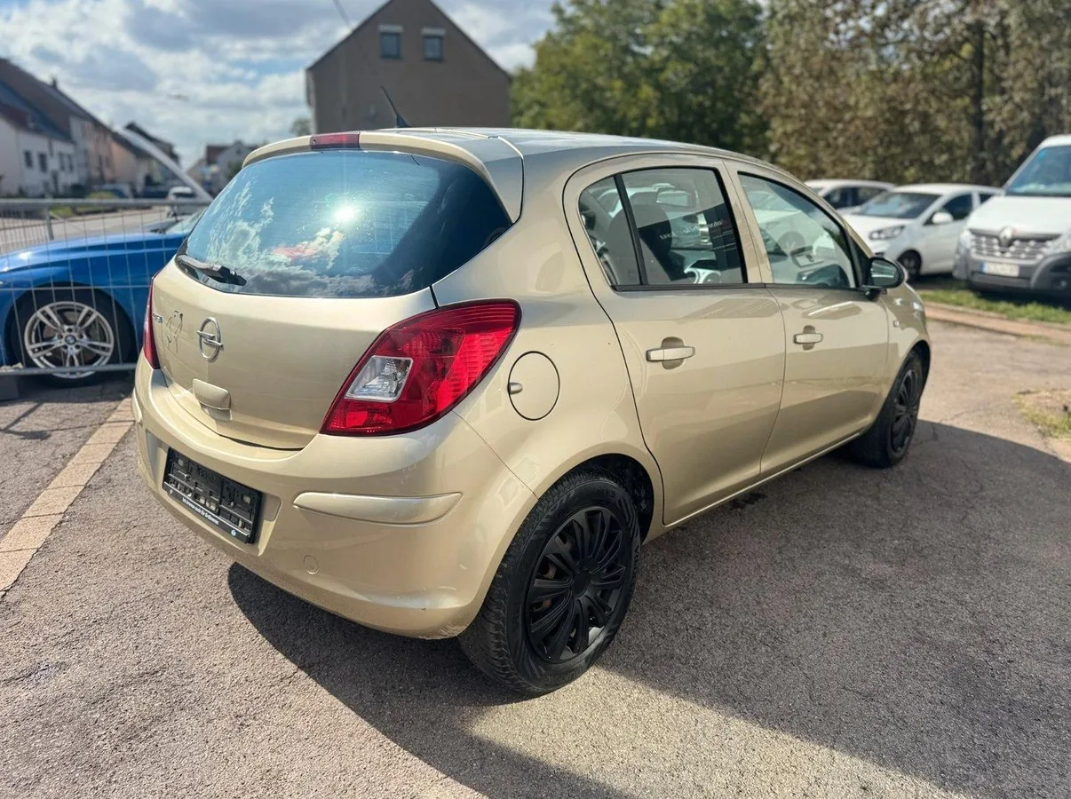 Opel Corsa Foto 6
